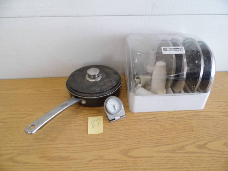 lot 87 image: Kennmore Food Processor Blades