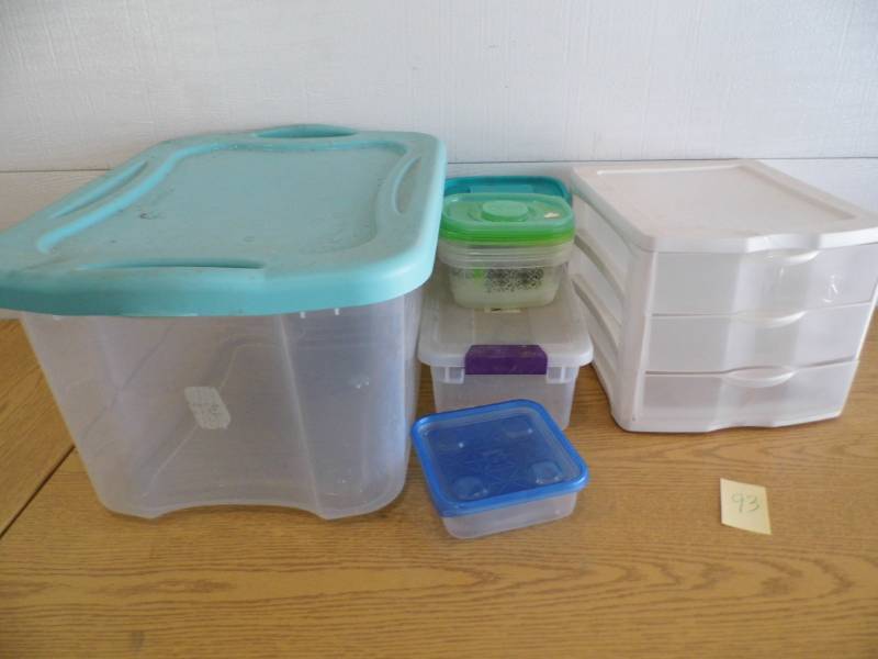 lot 93 image: Tote - Container - Organizer