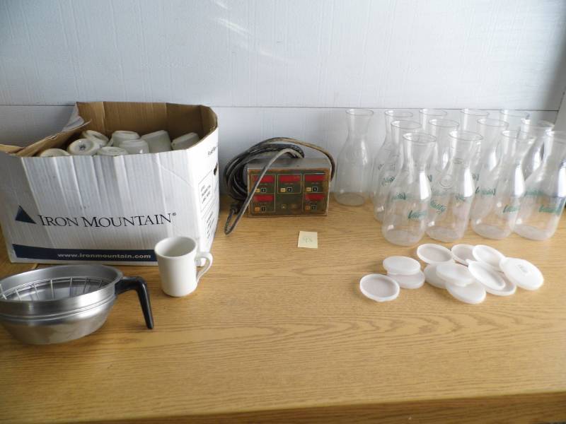 lot 98 image: Plastic Carafes wLids