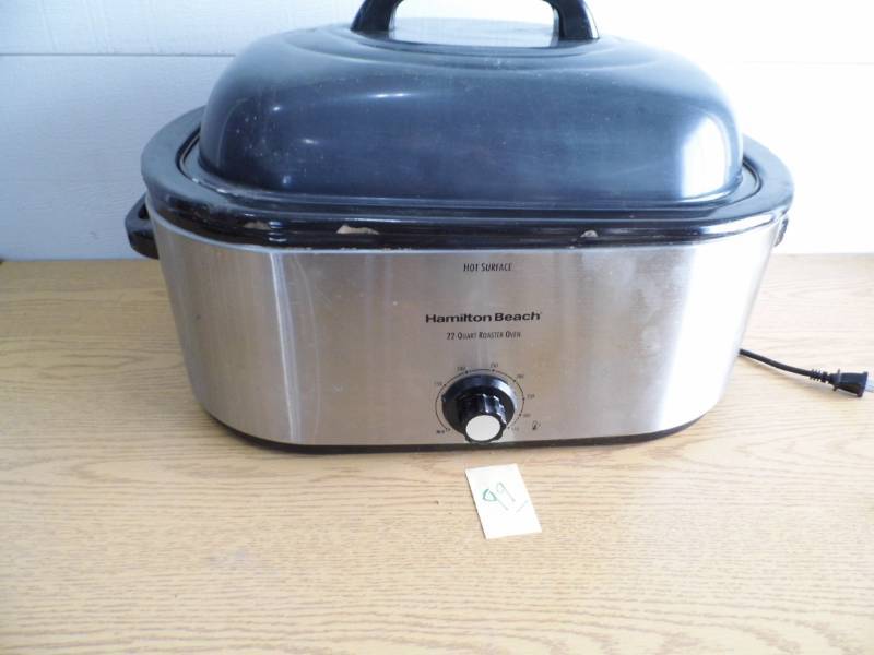 lot 99 image: Stainless Steel Hamilton Beach Roaster
