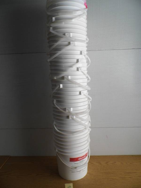 lot 103 image: Lot of 20 Buckets