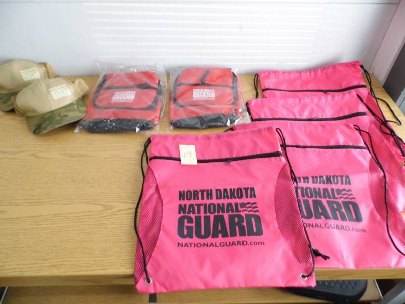 lot 119 image: National Guard Totes - Cooler Bags - Hats