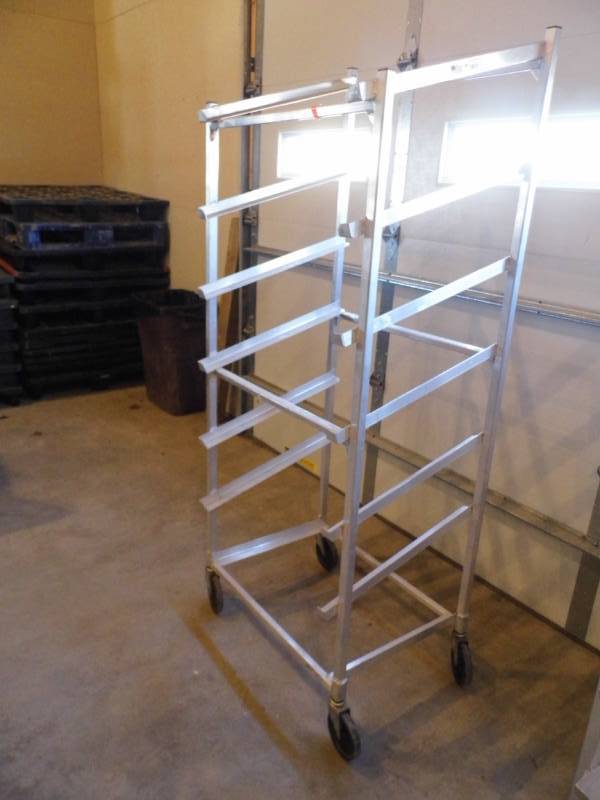lot 152 image: Restaurant Bakers Rack