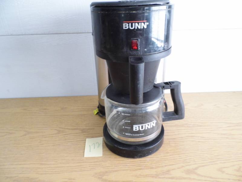lot 172 image: Bunn Coffee Maker