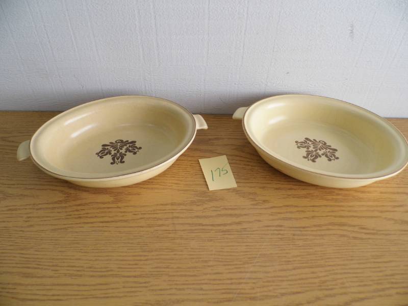 lot 175 image: Lot of 2 Pfaltzgraff Serving Pieces