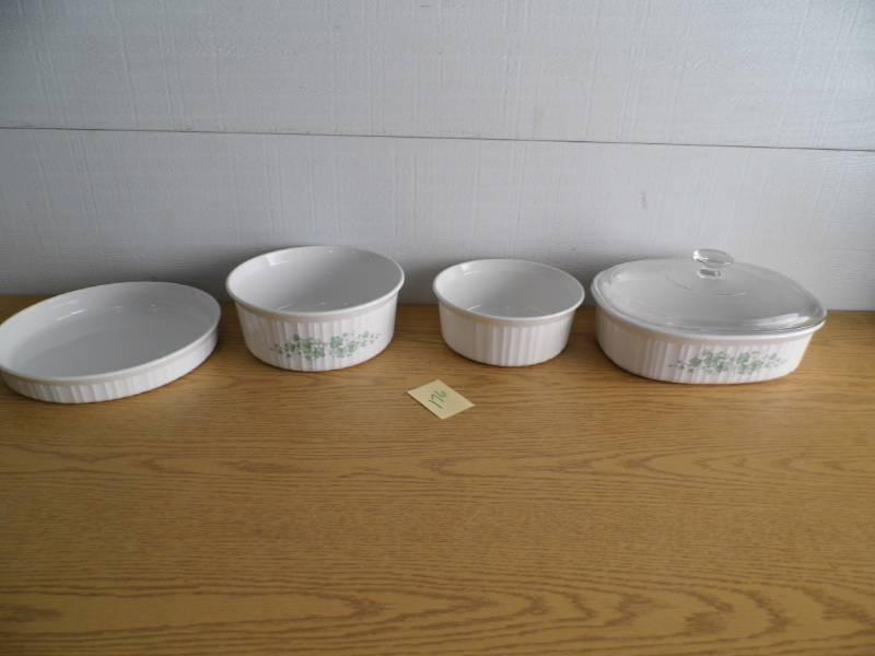 lot 176 image: Corningware