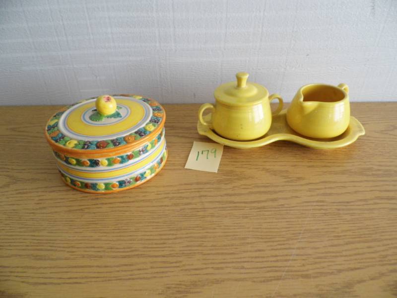 lot 179 image: Fiesta CreamSugar - Covered Dish