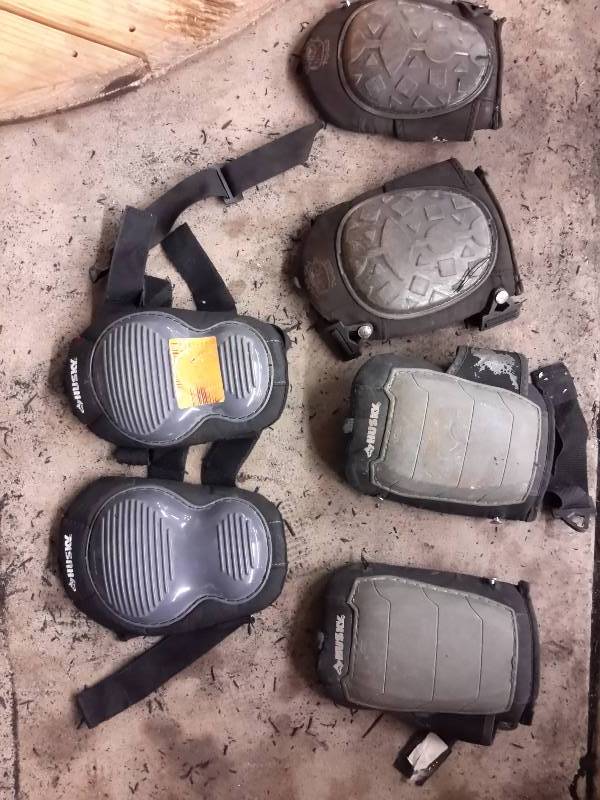 lot 48 image: Lot of Knee Pads, Please see close-ups