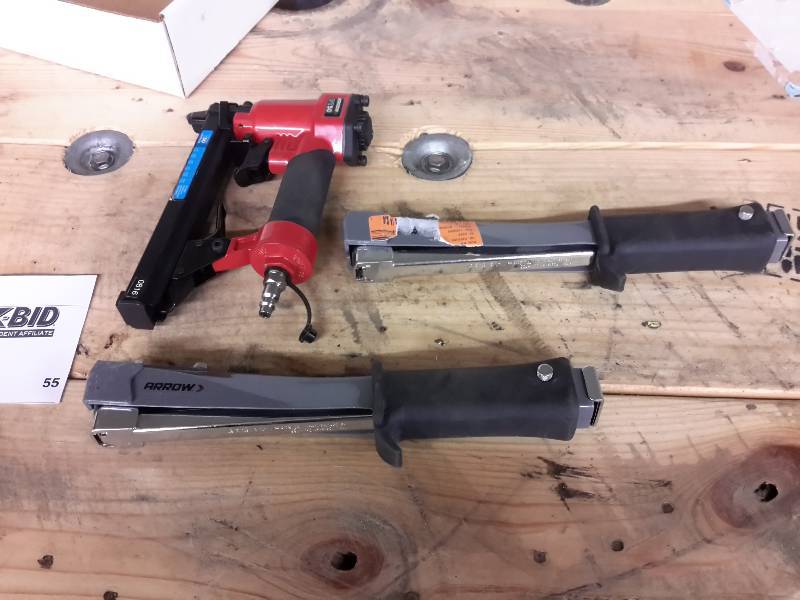 lot 55 image: 2 Arrow Hammer-Trackers, 1 Pneumatic Arrow Nail Gun