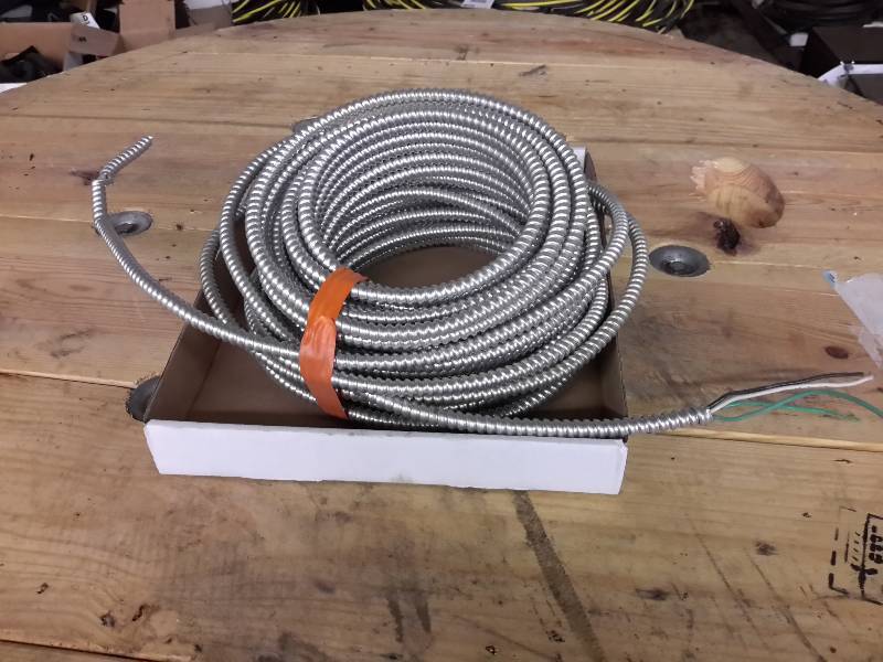 lot 67 image: Electrical Wiring with Metal Casing