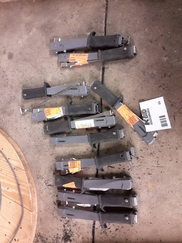 lot 88 image: Lot of Arrow Hammer-Trackers
