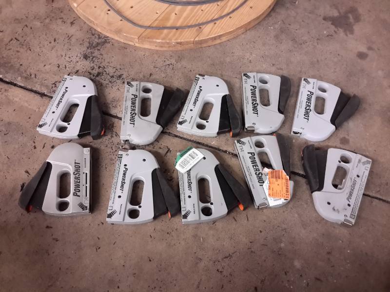 lot 89 image: Lot of Staple Guns, Powershot