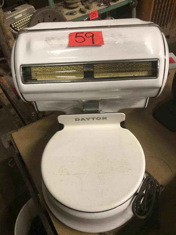 lot 59 image: Dayton Platform Scale Vintage