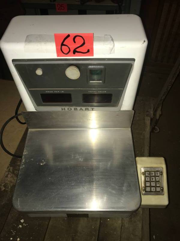 lot 62 image: Vintage Hobart scale