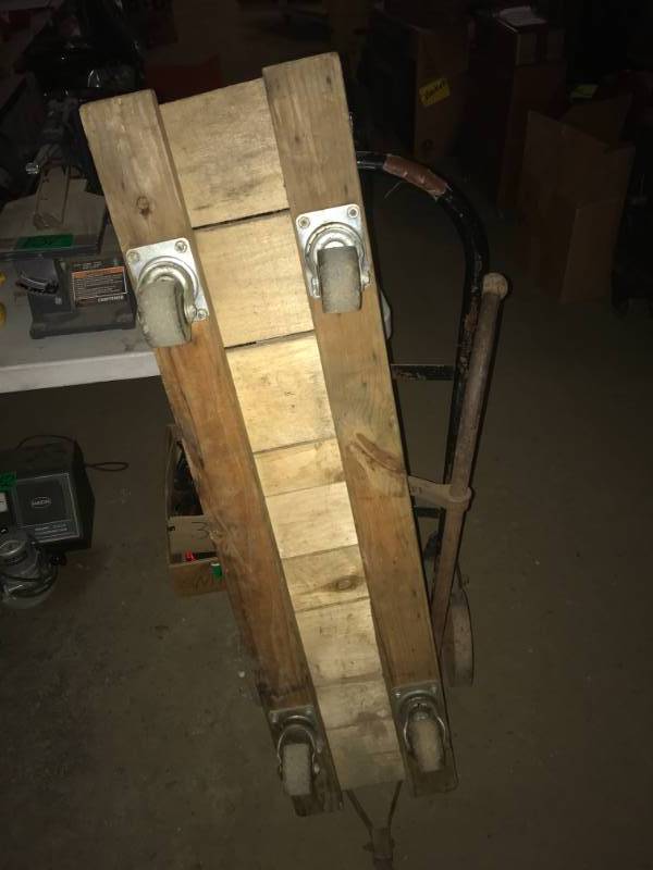 lot 144 image: Antique Barrel 2-wheeler, Modern 2-wheeler, 4-wheel flat dolly
