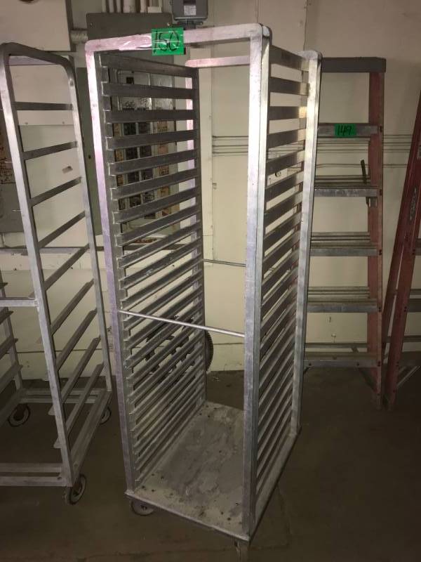 lot 150 image: Aluminum Rolling Tray Cart