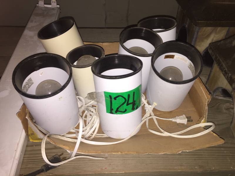 lot 124 image: Seven Individual Light Cans wind cords, plugs and bulbs