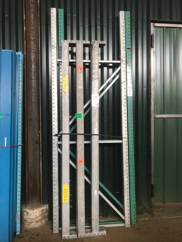 lot 253 image: Mirak Pallet Rack