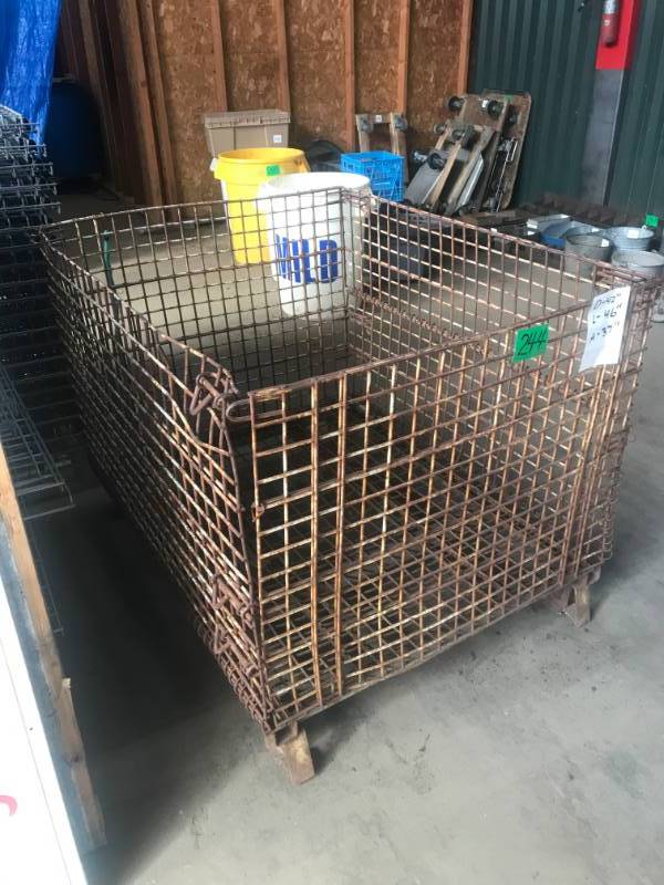 lot 244 image: Collapsible Wire Basket
