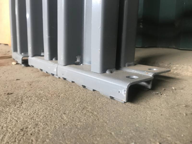lot 261 image: Bulk Rack - Penco