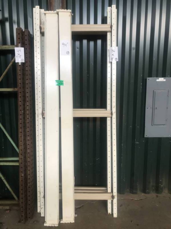 lot 249 image: Bulk Rack