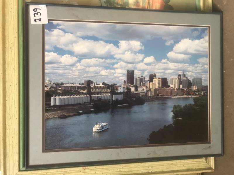 lot 239 image: Five Prints  Photos