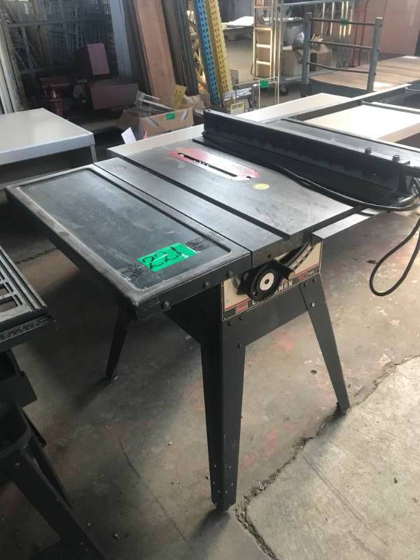 lot 221 image: Table Saw Craftsman 10, Large Apron