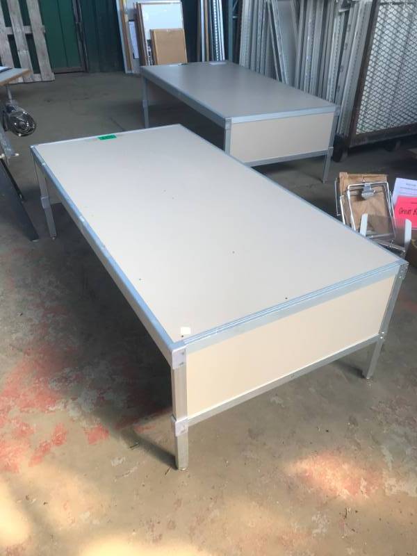 lot 219 image: Aluminum Framed Aluminum Framed Riser  table