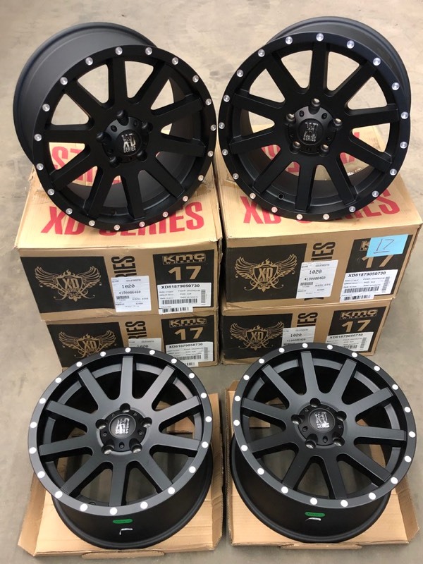 lot 17 image: (4) New XD-Series Wheels