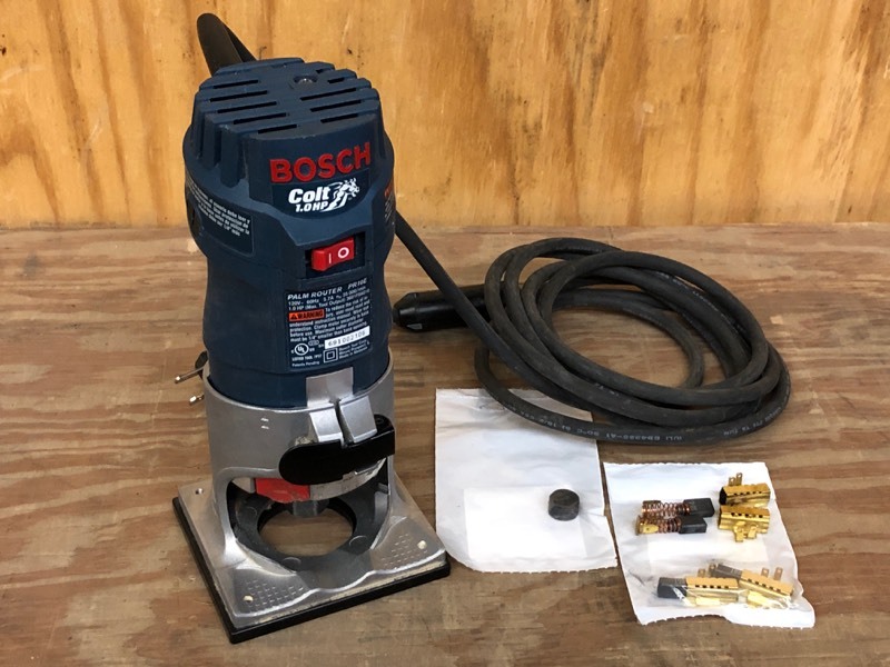 lot 23 image: Bosch Palm Router