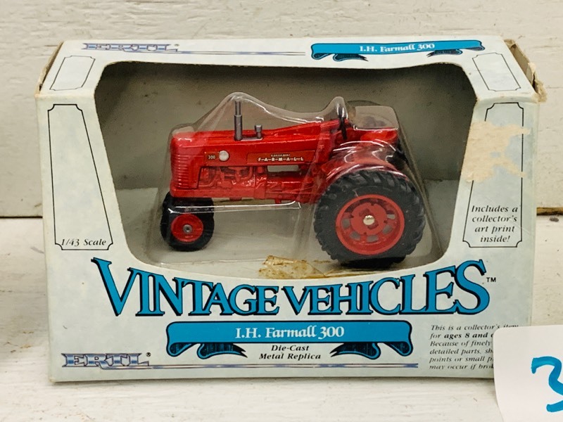 lot 30 image: (2) 143-Scale Die-Cast Tractors