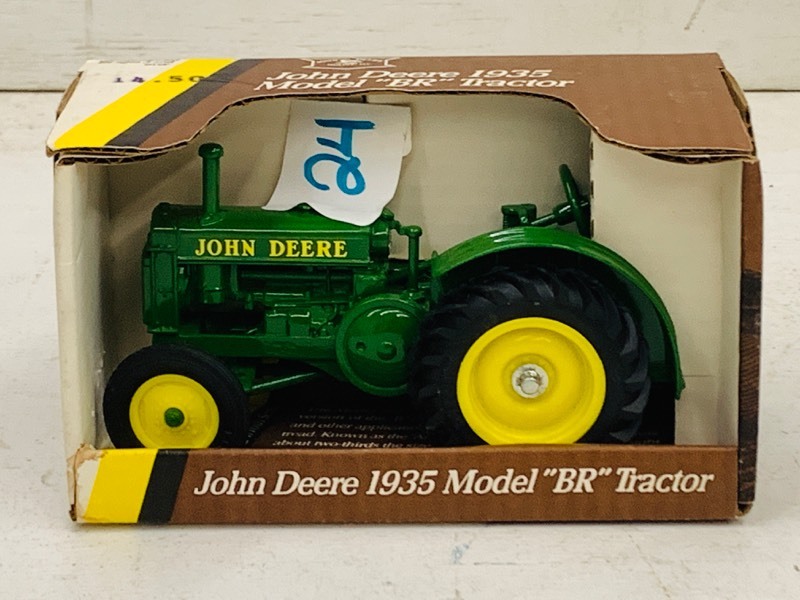 lot 24 image: John Deere Model-BR Tractor