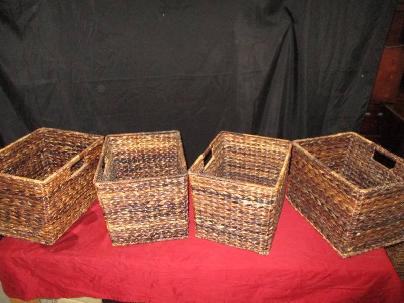 4 baskets