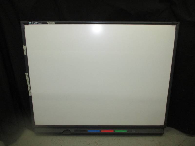 Smart Board 48 x60 not tested