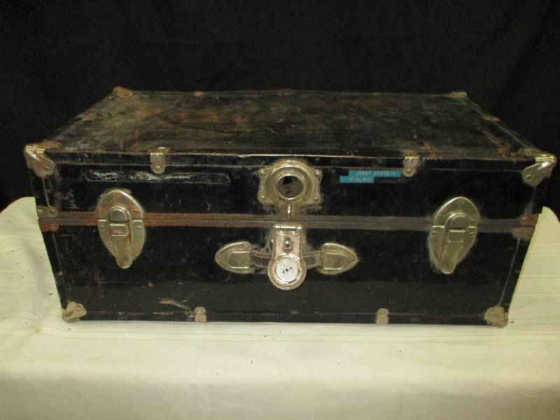 Old Trunk