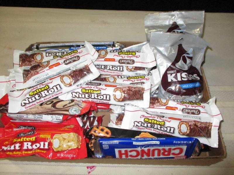 42 assorted candy bars