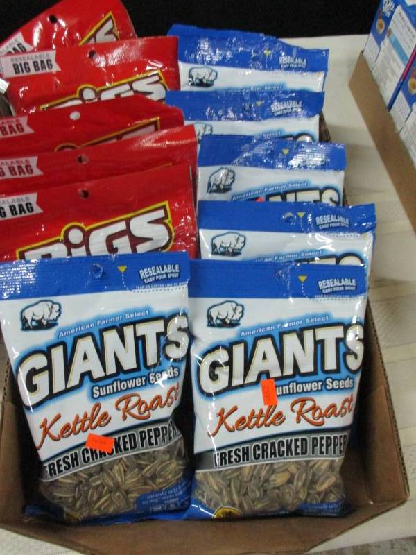 12 Bags of Giants Sunflower Seeds