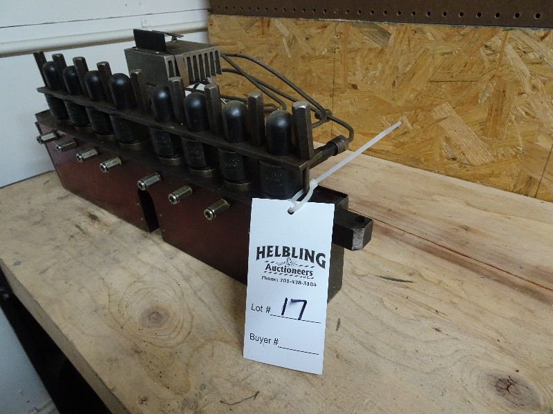 Injector pressure tester and injectors