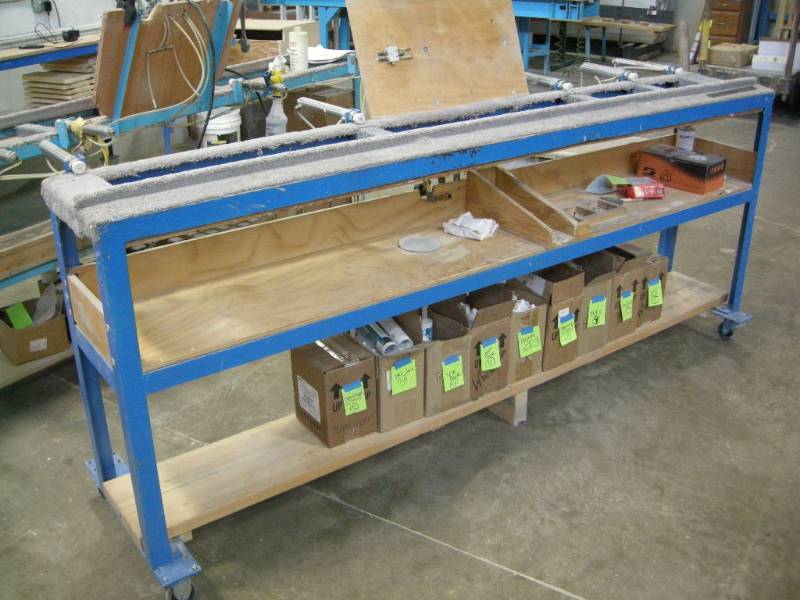 lot 9 image: Custom Product Assembly Work Station