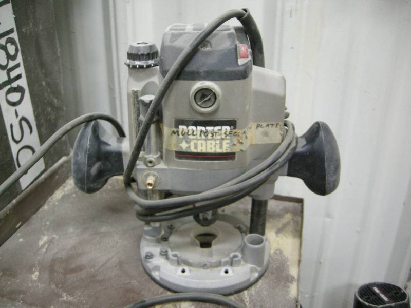 lot 29 image: Porter Cable Variable Speed Plunge Router