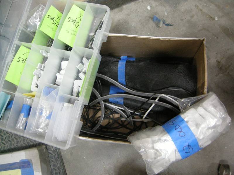 lot 33 image: Vent Screen Parts