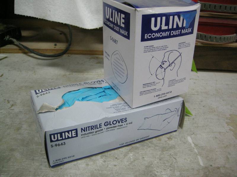 lot 38 image: Nitrile Gloves and Dust Masks
