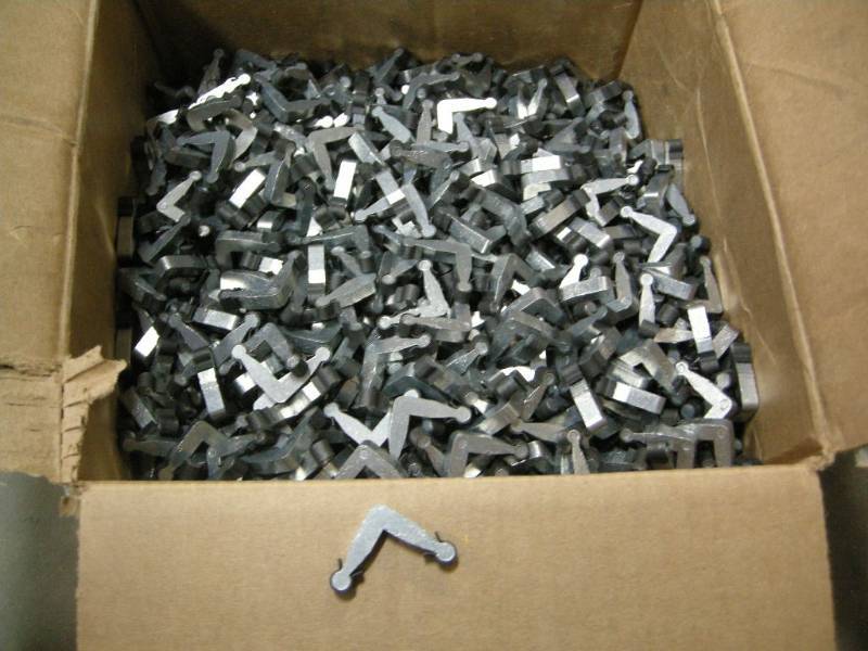 lot 46 image: Box OS Corner Keys