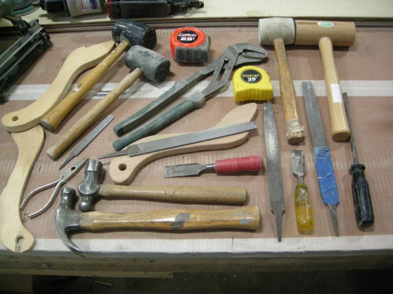 lot 59 image: Group Hand Tools