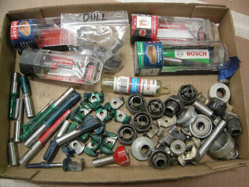 lot 77 image: Group Router Bits, Collets
