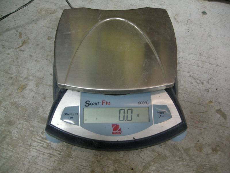lot 81 image: OHaus Scout-Pro 2000g Scale