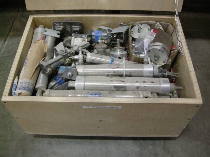lot 110 image: Group Air Cylinder Parts