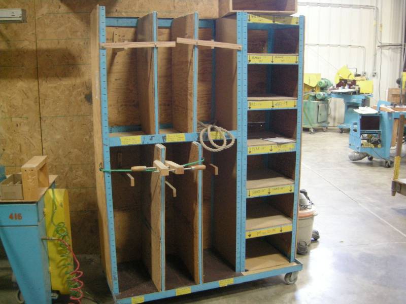 lot 118 image: Rolling Storage Cabinet