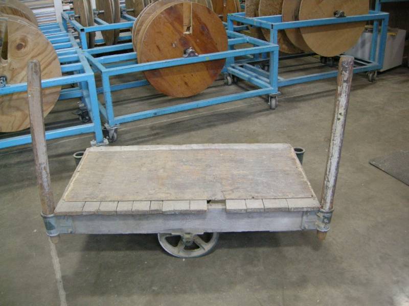 lot 140 image: Vintage Nutting Railroad Cart
