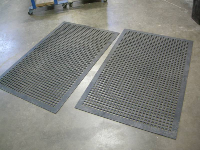 lot 156 image: 2 Ultra-San Rubber Mats